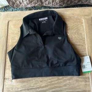 New black cropped athletic top with cups built in